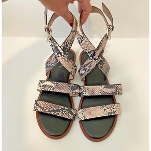 Qupid Talulah Women's Snakeskin Wrap Boho Strappy Flat Open‑Toe Sandals Size 7.5